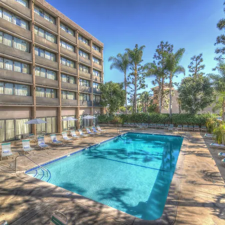Clarion Hotel Anaheim Resort-2